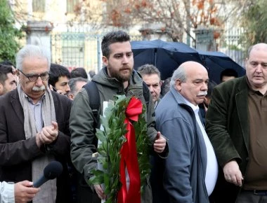 Βούτσης για προπηλακισμούς: «Οι κλειστές πόρτες δείχνουν κλειστά αυτιά και κλειστούς ορίζοντες»